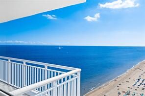 Building Photo - 3850 Galt Ocean Dr