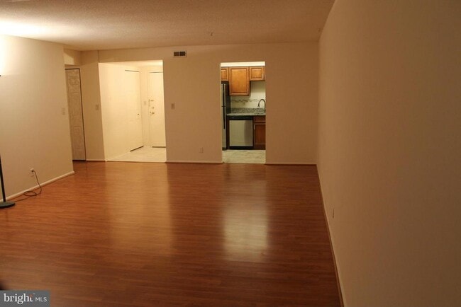Building Photo - 7621 Tremayne Pl