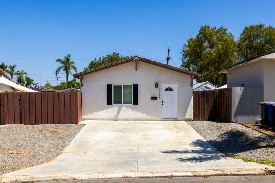 Building Photo - 4349 Oxford St