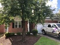 Building Photo - Carleton Town Homes