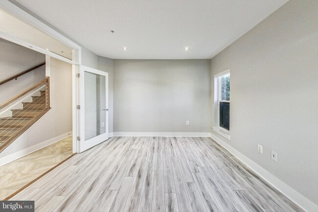 Building Photo - 1458 Piccard Dr