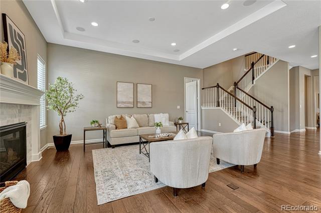 Building Photo - 681 E Dry Creek Cir