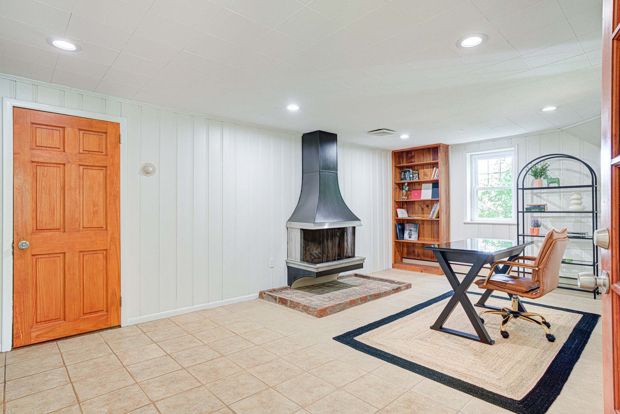 Building Photo - 7 Carol Ln