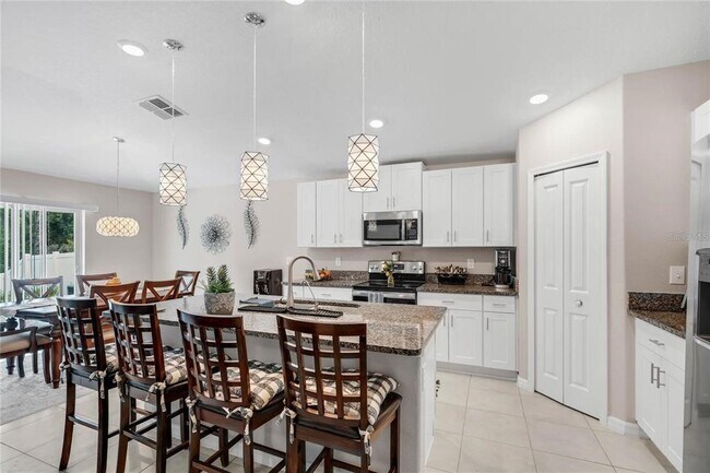 Building Photo - 12953 Wildflower Meadow Dr