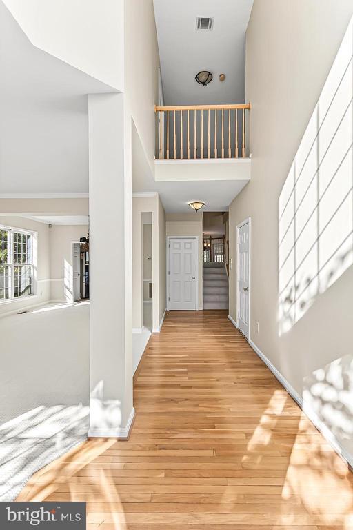 Building Photo - 47497 Saulty Dr