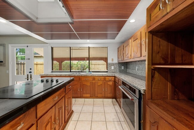 Building Photo - 4838 Gretna Green Dr