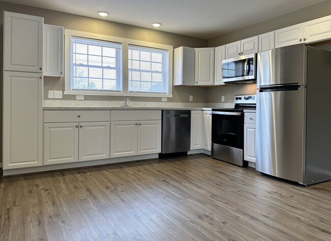 Building Photo - 1780 Wilson Ave