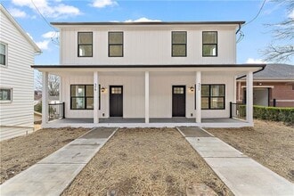 Building Photo - 379 Beaver St