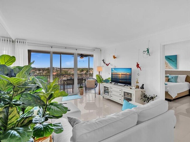 Building Photo - 3100 S Ocean Blvd