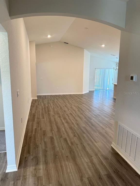 Building Photo - 1615 Eucalyptus Wy