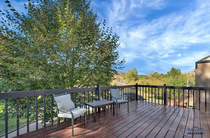 Building Photo - 1C Glendale Ln