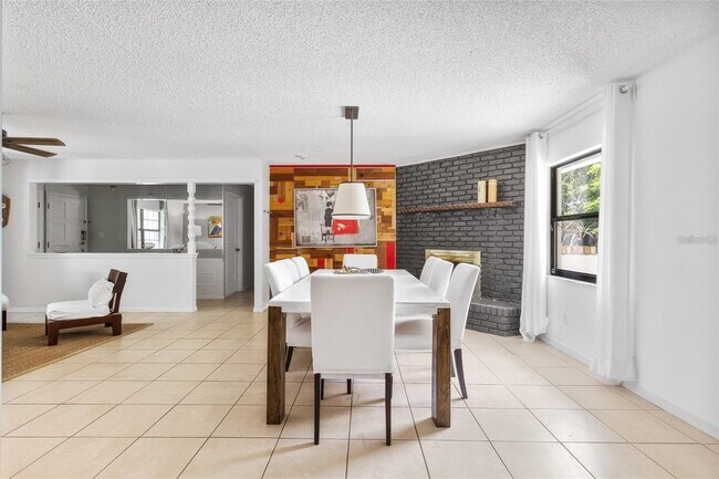 Building Photo - 5128 Lido St