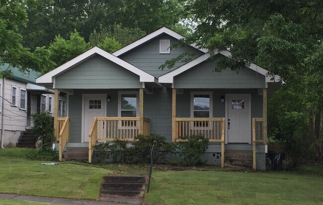 Primary Photo - 1707 Oxmoor Rd