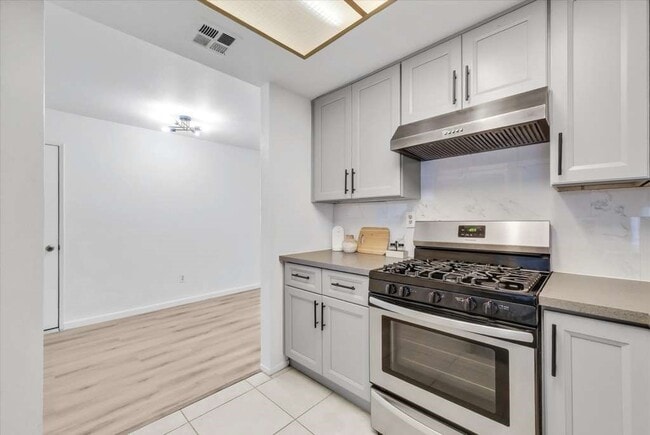 Building Photo - 13388 Wisteria Pl