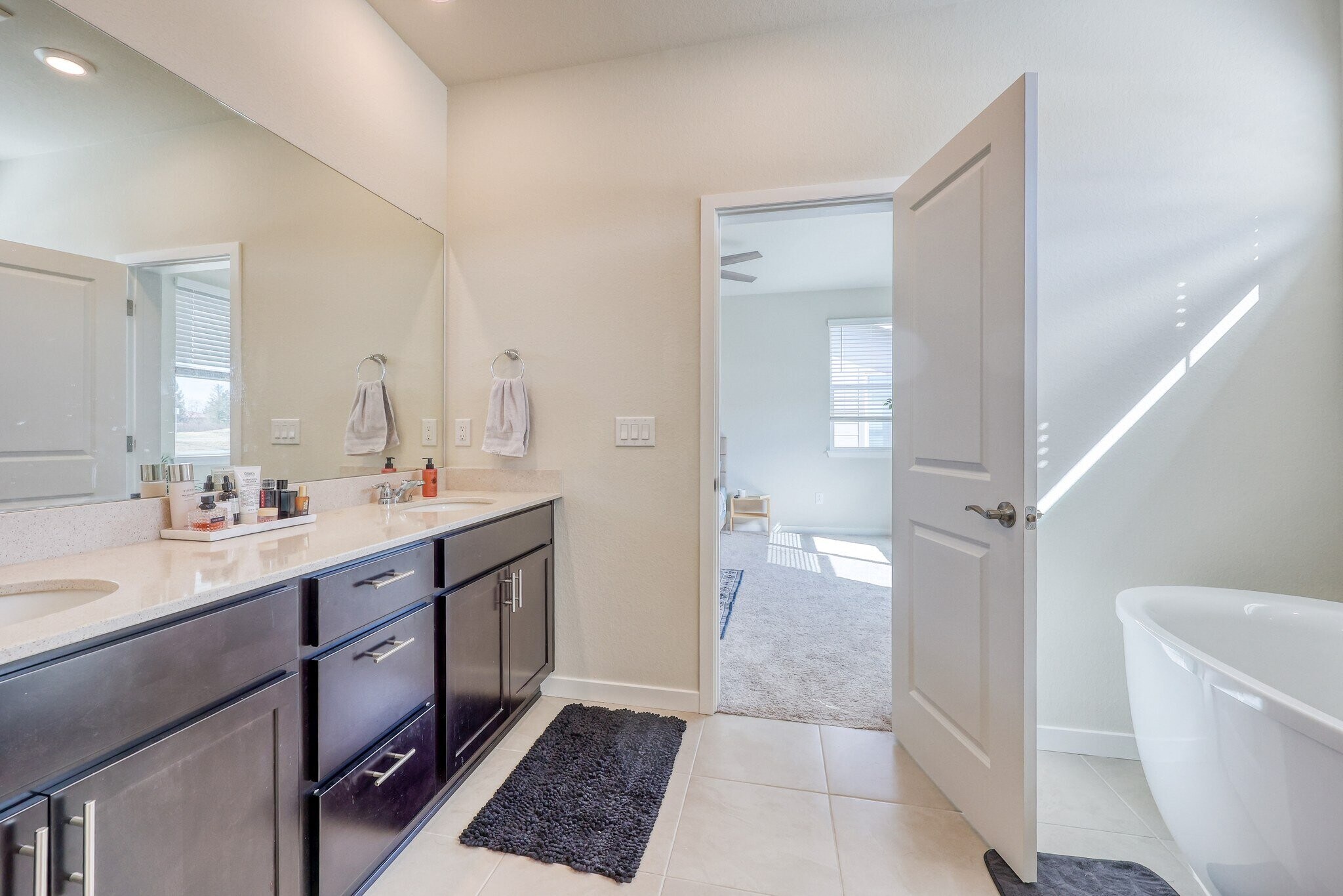 Building Photo - 13980 Bunny Hop Ln