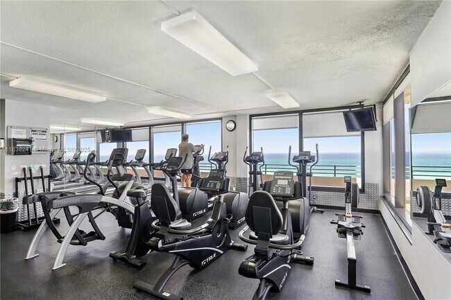 Building Photo - 5555 Collins Ave