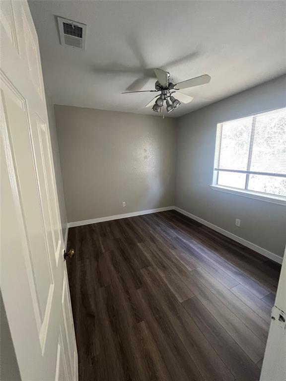 Building Photo - 6497 Hart Ln