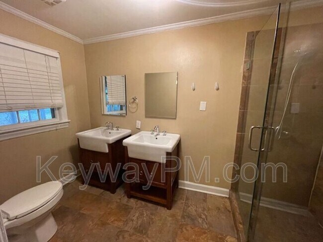 Building Photo - 3517 Trolley Line Rd