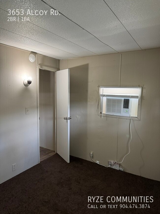 Building Photo - 3653 Alcoy Rd