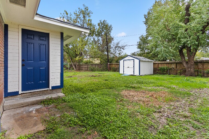 Building Photo - 4601 W 43rd St