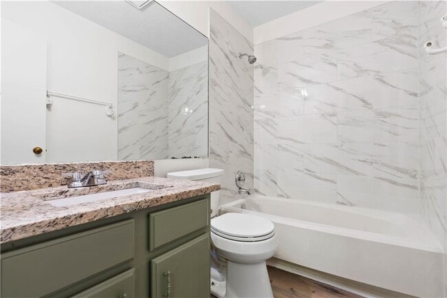 Building Photo - 2951 Aspen Woods Entry