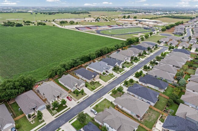 Building Photo - 124 White Steppe Way