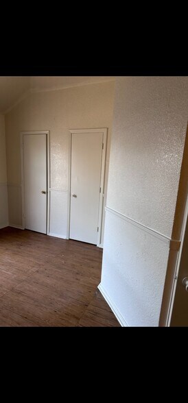 Building Photo - 1106 Shanarae Cir
