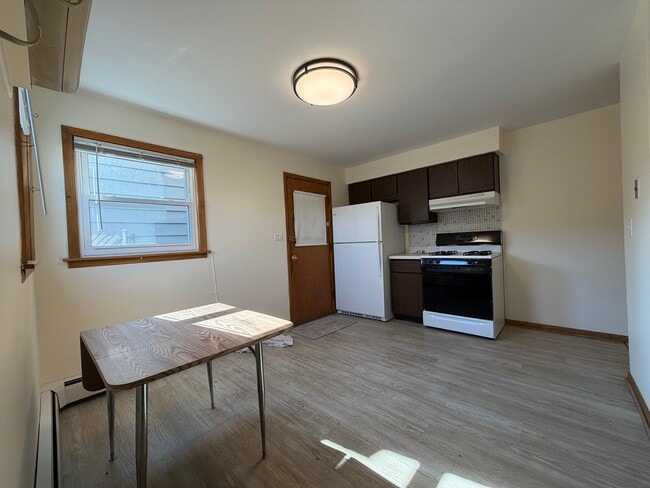 Building Photo - 3515 N Central Ave