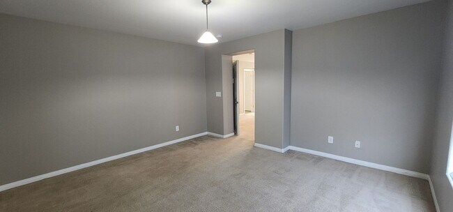 Building Photo - Lone Mountain Heights Luxury Living! 1st-m...