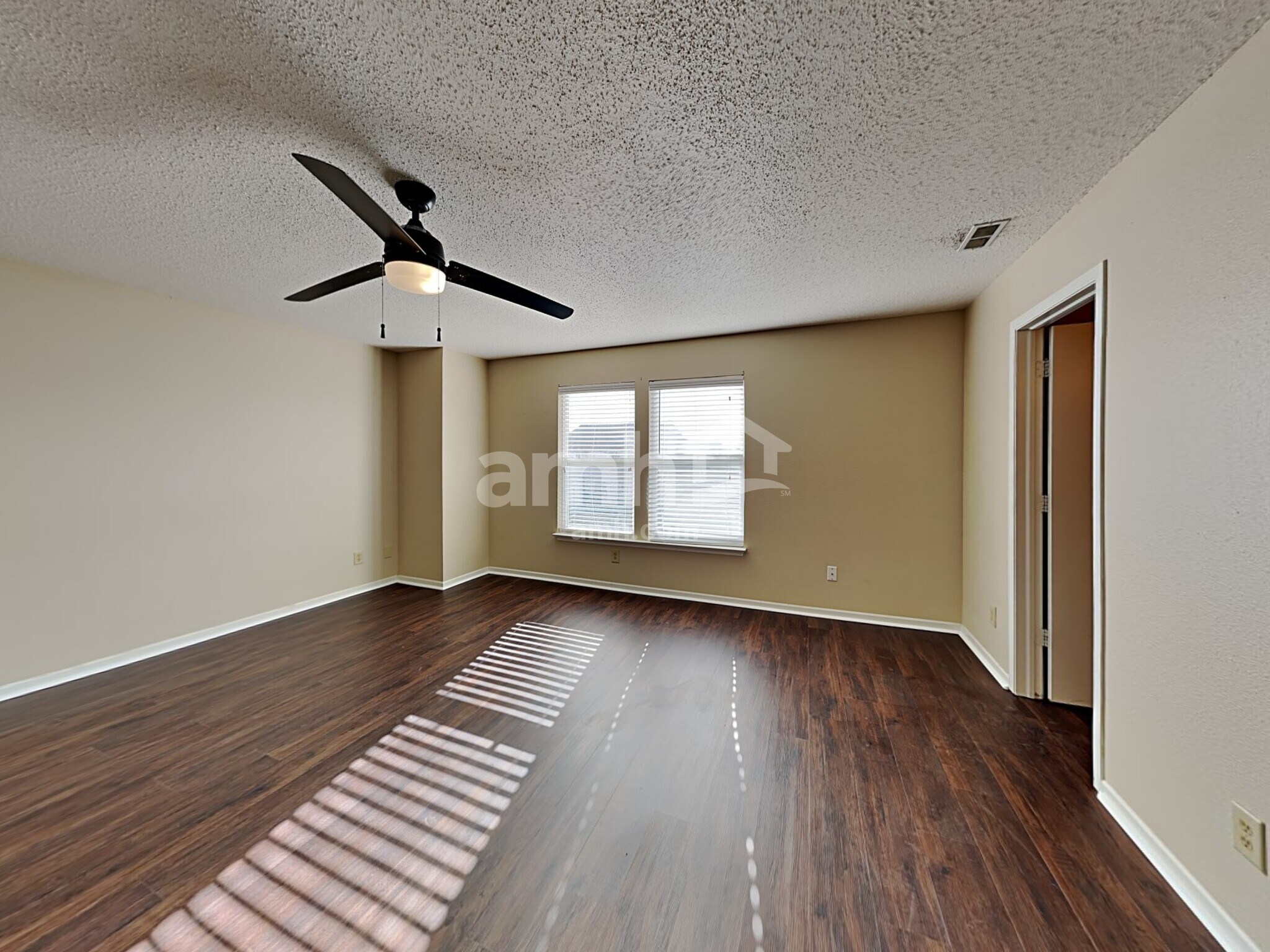 Building Photo - 6797 W Raleigh Dr