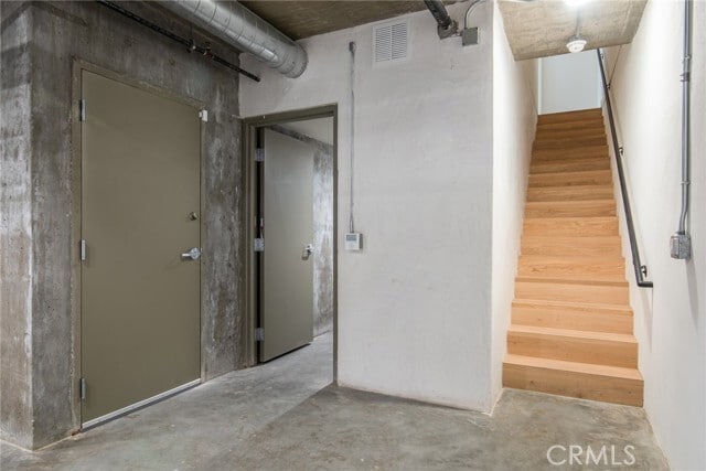 Building Photo - 812 Huntley Dr