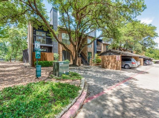 Building Photo - 7525 Holly Hill Dr