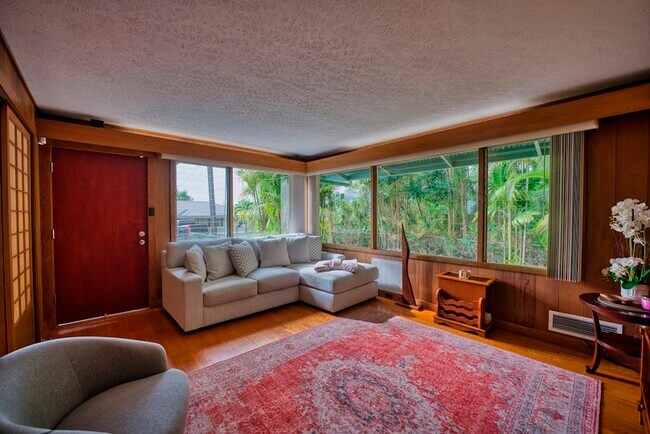 Building Photo - 64 Kaapuni Loop