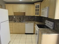 Building Photo - 5555 Ludlam Rd