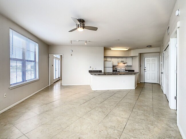 Building Photo - North Quarter of Downtown Orlando, convenient to Ivanhoe District