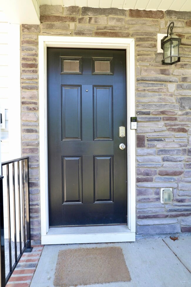 Building Photo - 71 Carina Ln