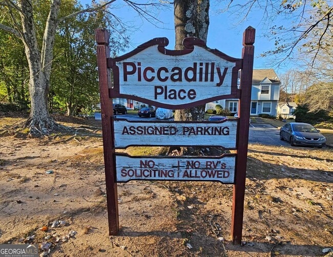 Building Photo - 6627 Banbury Ct NW