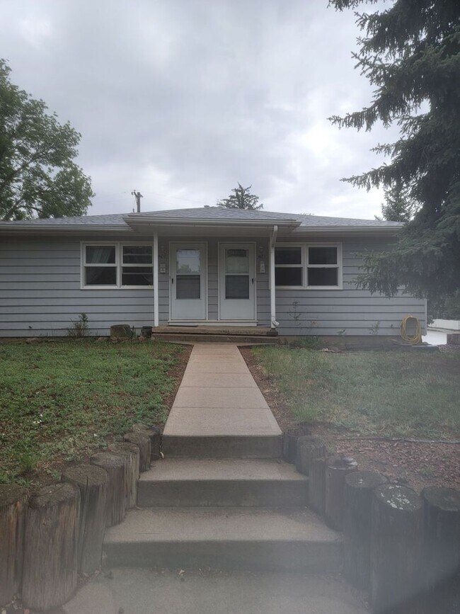 Cute duplex on N. 28th Street 401 N 28th St Colorado Springs CO 80904
