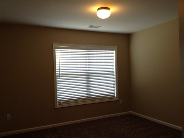 Building Photo - 1 Jordan Crest Ct