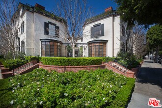 Building Photo - 155 S Rodeo Dr
