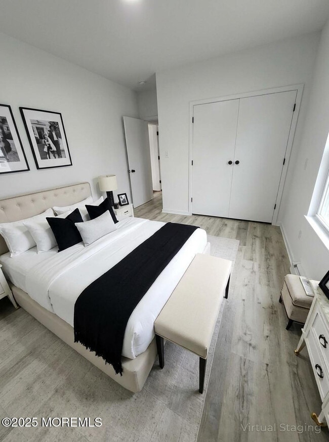 Building Photo - 14 W 3rd St