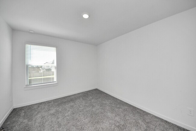 Building Photo - 12326 Basilwood Dr