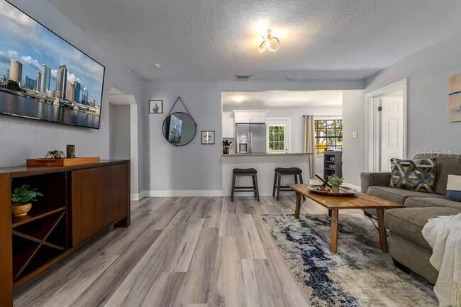 Building Photo - 5212 Puritan Ave