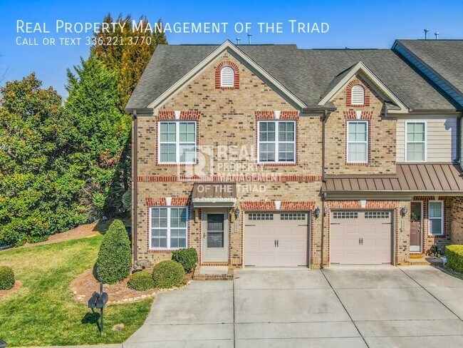 Primary Photo - 4994 Wyngate Village Dr