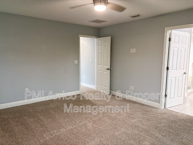 Building Photo - 12860 Satin Lily Dr