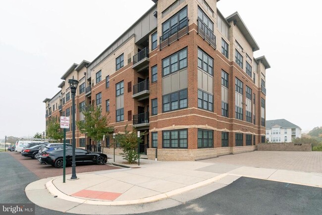 Building Photo - 2903 Bleeker St