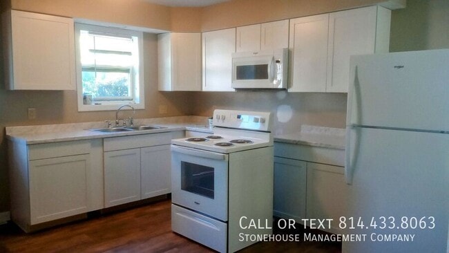 Building Photo - 133 East 24-