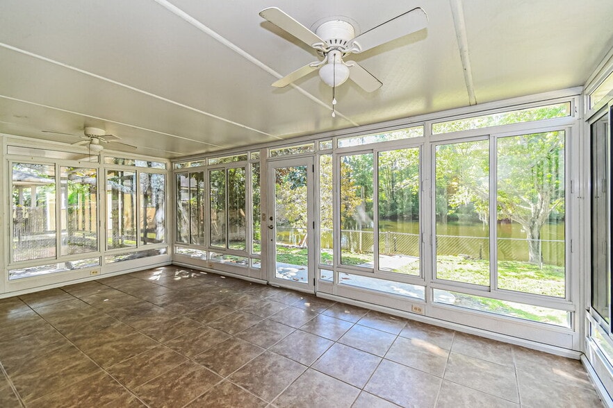 Building Photo - 7686 Arancio Dr