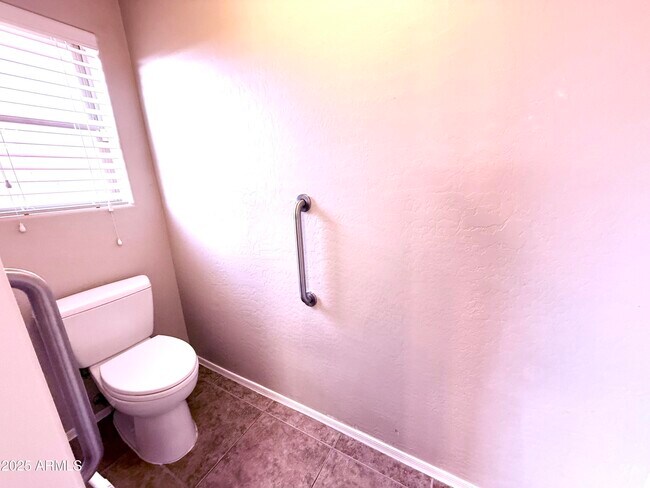 Building Photo - 29152 N Red Finch Dr