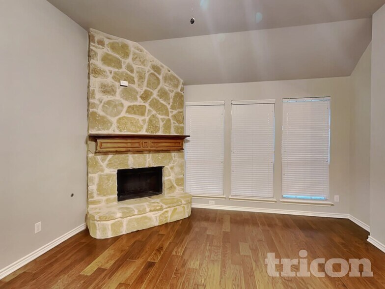 Building Photo - 219 Hartley Ln